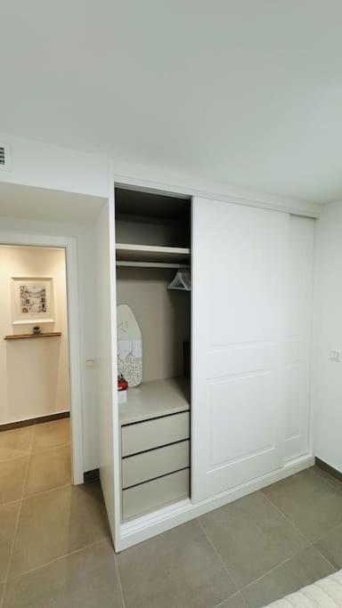 Room City Estepona Poseidon -Sea Views- المظهر الخارجي الصورة